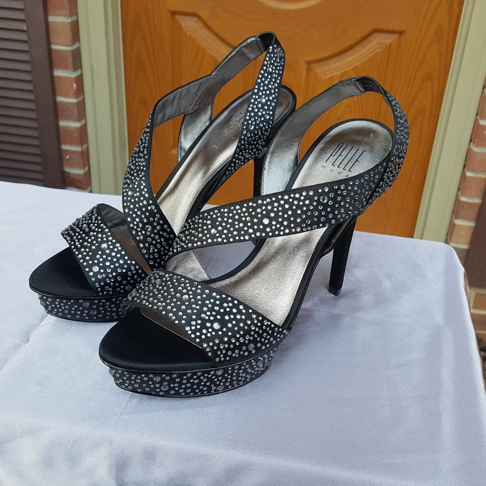 Pelle Moda High Heels NWOT